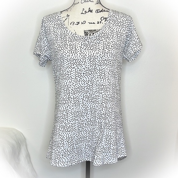 💕Like new Lularoe White Polkadot Tunic Top💕 - Picture 8 of 9